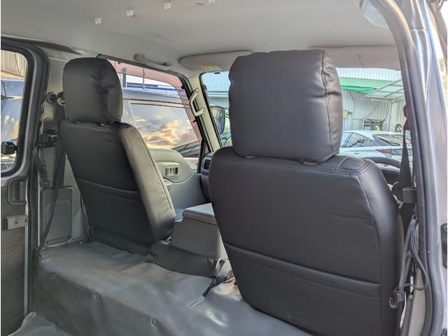 ボンゴバン ＤＸ　５人乗車　スモークテールランプ　前席新品シートカバーＤＸ　積載１１５０ｋｇ　キーレス　パワーウィンドウ　ドアバイザー　助手席エアバック（8枚目）
