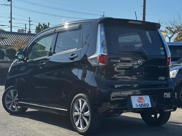 デイズ ハイウェイスター　Ｇターボ　ワンオーナー／ユーザー買取／純正ナビ／アラウンドビューモニター／スマートキー／純正アルミ／プッシュスタート（12枚目）