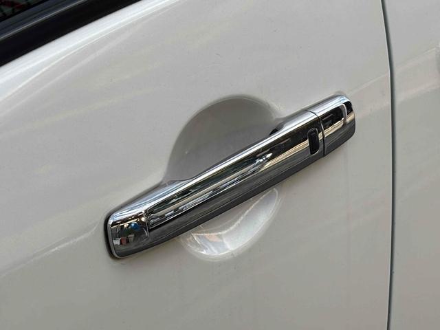 セレナ ハイウェイスター S-ハイブリッド ETC バックカメラ ナビ TV オートクルーズコントロール レーンアシスト 両側電動スライドドア スマートキー アイドリングストップ 電動格納ミラー 3列シート ウォークスルー CVT(25枚目)