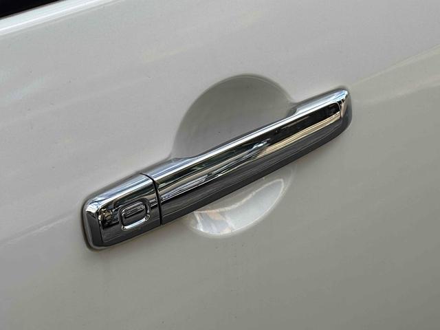 セレナ ハイウェイスター S-ハイブリッド ETC バックカメラ ナビ TV オートクルーズコントロール レーンアシスト 両側電動スライドドア スマートキー アイドリングストップ 電動格納ミラー 3列シート ウォークスルー CVT(26枚目)