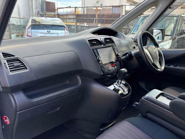 セレナ ハイウェイスター S-ハイブリッド ETC バックカメラ ナビ TV オートクルーズコントロール レーンアシスト 両側電動スライドドア スマートキー アイドリングストップ 電動格納ミラー 3列シート ウォークスルー CVT(49枚目)