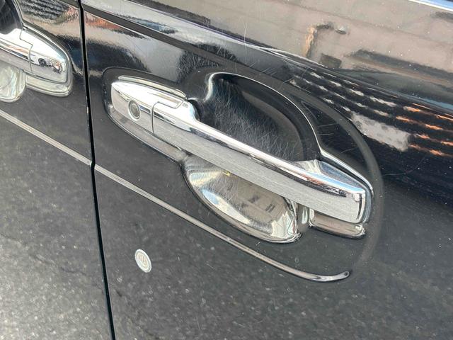 N-BOXカスタム ETC バックカメラ 両側スライド・片側電動 ナビ TV オートライト スマートキー アイドリングストップ 電動格納ミラー ベンチシート CVT ABS ESC CD DVD再生 USB(27枚目)