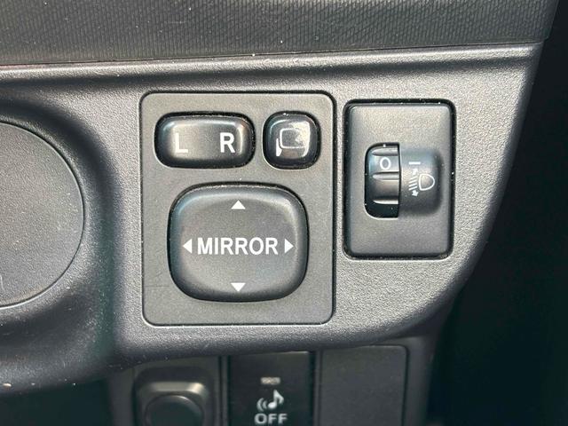 アクア Ｓ　ドライブレコーダー　ＥＴＣ　バックカメラ　ナビ　ＴＶ　アルミホイール　キーレスエントリー　電動格納ミラー　ＣＶＴ　衝突安全ボディ　ＡＢＳ　ＥＳＣ　ＣＤ　ＵＳＢ　Ｂｌｕｅｔｏｏｔｈ　エアコン（8枚目）