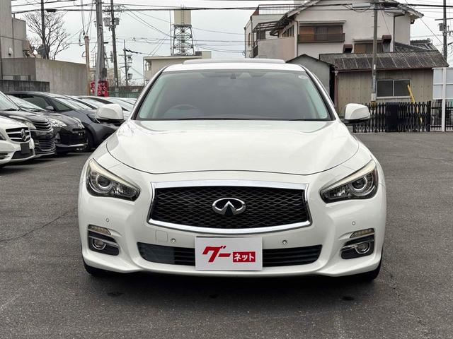 スカイライン ２００ＧＴ－ｔタイプＰ　ＥＴＣ　クリアランスソナー　オートクルーズコントロール　バックカメラ　ナビ　ＴＶ　アルミホイール　オートライト　ＬＥＤヘッドランプ　サンルーフ　ＡＴ　シートヒーター　スマートキー　アイドリングストップ（13枚目）