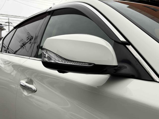 スカイライン ２００ＧＴ－ｔタイプＰ　ＥＴＣ　クリアランスソナー　オートクルーズコントロール　バックカメラ　ナビ　ＴＶ　アルミホイール　オートライト　ＬＥＤヘッドランプ　サンルーフ　ＡＴ　シートヒーター　スマートキー　アイドリングストップ（28枚目）