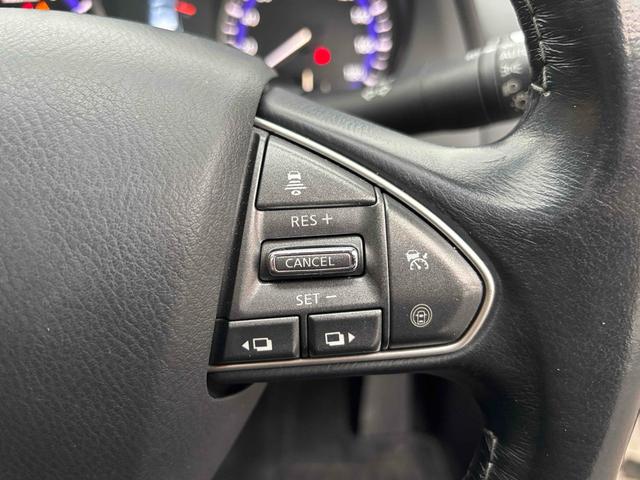 スカイライン ２００ＧＴ－ｔタイプＰ　ＥＴＣ　クリアランスソナー　オートクルーズコントロール　バックカメラ　ナビ　ＴＶ　アルミホイール　オートライト　ＬＥＤヘッドランプ　サンルーフ　ＡＴ　シートヒーター　スマートキー　アイドリングストップ（61枚目）