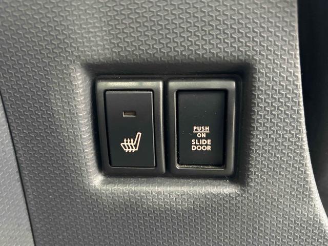 ソリオ ブラック＆ホワイト　ＥＴＣ　バックカメラ　両側電動スライドドア　オートライト　ＨＩＤ　スマートキー　電動格納ミラー　シートヒーター　ＣＶＴ　アルミホイール　盗難防止システム　衝突安全ボディ　ＡＢＳ　エアコン（6枚目）