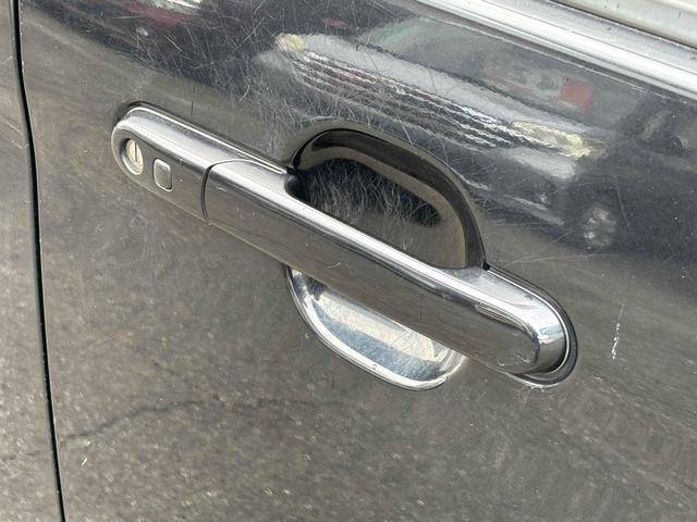 ソリオ ブラック＆ホワイト　ＥＴＣ　バックカメラ　両側電動スライドドア　オートライト　ＨＩＤ　スマートキー　電動格納ミラー　シートヒーター　ＣＶＴ　アルミホイール　盗難防止システム　衝突安全ボディ　ＡＢＳ　エアコン（28枚目）