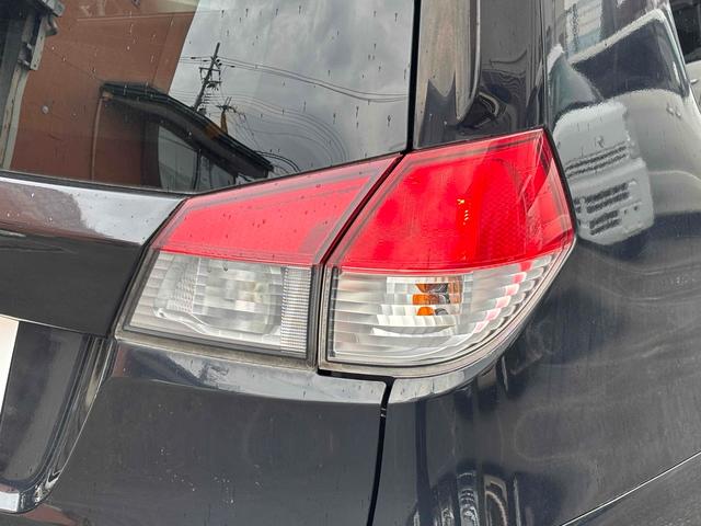 ソリオ ブラック＆ホワイト　ＥＴＣ　バックカメラ　両側電動スライドドア　オートライト　ＨＩＤ　スマートキー　電動格納ミラー　シートヒーター　ＣＶＴ　アルミホイール　盗難防止システム　衝突安全ボディ　ＡＢＳ　エアコン（32枚目）