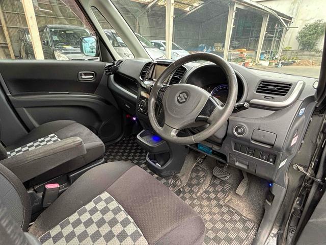 ソリオ ブラック＆ホワイト　ＥＴＣ　バックカメラ　両側電動スライドドア　オートライト　ＨＩＤ　スマートキー　電動格納ミラー　シートヒーター　ＣＶＴ　アルミホイール　盗難防止システム　衝突安全ボディ　ＡＢＳ　エアコン（52枚目）