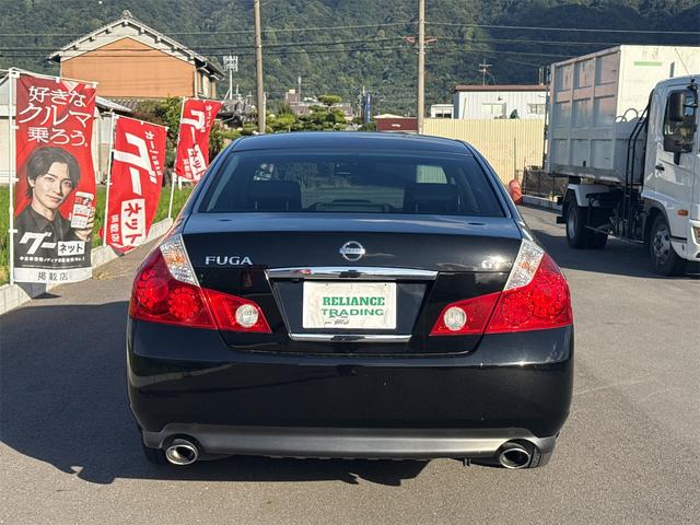 フーガ 250GT 2.5 250GT バックカメラ サイドカメラ ナビ スマートキー ETC 電格ミラー アルミホイール オートライト AT  電動格納ミラー 盗難防止システム パワーステアリング (スパーブラック)(3枚目)