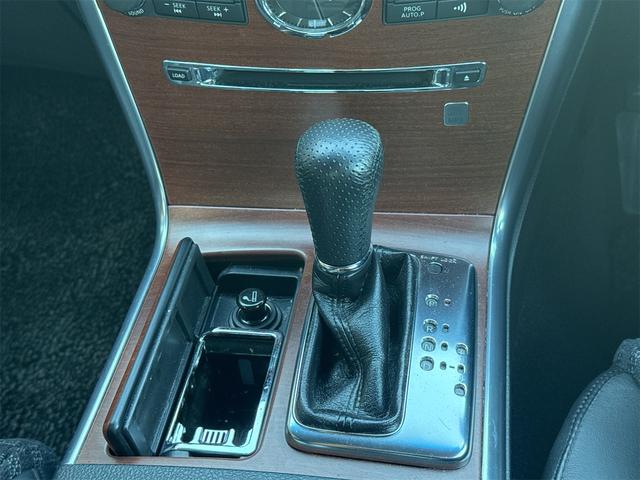 フーガ 250GT 2.5 250GT バックカメラ サイドカメラ ナビ スマートキー ETC 電格ミラー アルミホイール オートライト AT  電動格納ミラー 盗難防止システム パワーステアリング (スパーブラック)(26枚目)