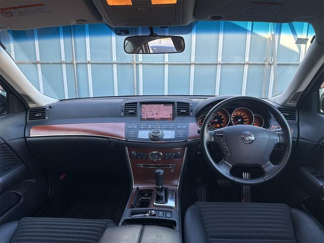 フーガ 250GT 2.5 250GT バックカメラ サイドカメラ ナビ スマートキー ETC 電格ミラー アルミホイール オートライト AT  電動格納ミラー 盗難防止システム パワーステアリング (スパーブラック)(40枚目)