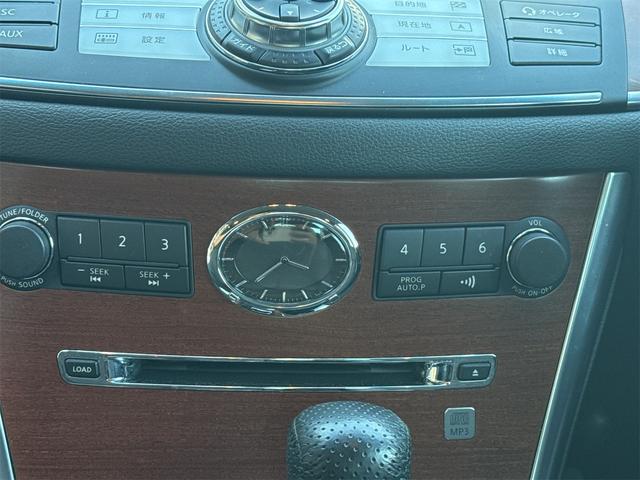 フーガ 250GT 2.5 250GT バックカメラ サイドカメラ ナビ スマートキー ETC 電格ミラー アルミホイール オートライト AT  電動格納ミラー 盗難防止システム パワーステアリング (スパーブラック)(43枚目)