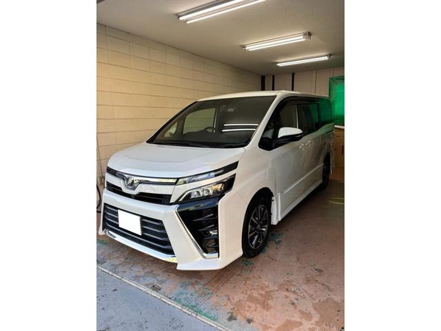 ヴォクシー ZS(2枚目)