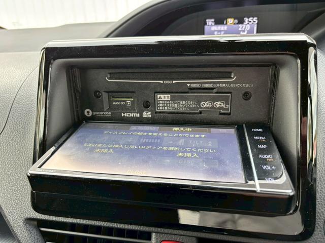 ノア ハイブリッドＧ　禁煙★ディーラーナビ（ＮＳＺＴ－Ｗ６８Ｔ）★Ｒカメラ★フルセグ★デジタルルームミラー★衝突軽減★スマートキー★両側パワースライドドア★純正１５インチアルミ★シートヒーター★クルコン（20枚目）