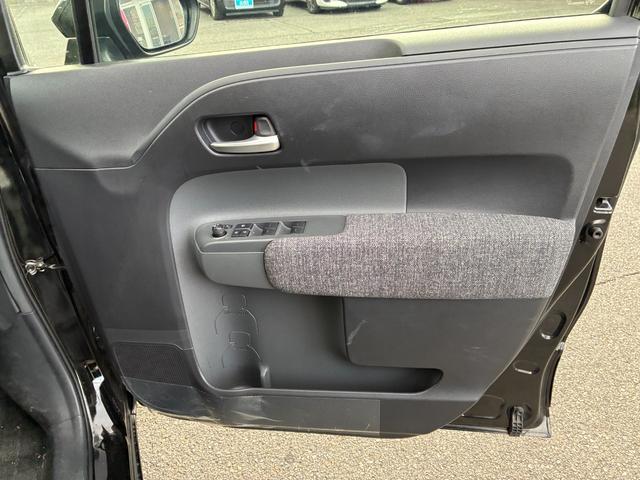 シエンタ ハイブリッドＺ　★ワンオーナー★禁煙★全周囲モニター★純正ナビ★Ｂｌｕｅｔｏｏｔｈ可★Ｂカメラ★両側パワースライドドア★ＢＳＭ★スマートキー★衝突軽減システム★レーンキーピング★レーダークルーズ★ＥＴＣ（24枚目）