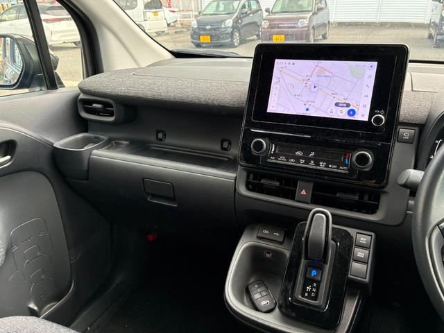 シエンタ ハイブリッドＺ　★ワンオーナー★禁煙★全周囲モニター★純正ナビ★Ｂｌｕｅｔｏｏｔｈ可★Ｂカメラ★両側パワースライドドア★ＢＳＭ★スマートキー★衝突軽減システム★レーンキーピング★レーダークルーズ★ＥＴＣ（36枚目）