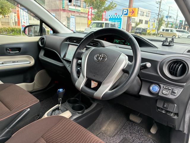 アクア Ｇ　★禁煙★アルパイン８インチナビ（ＶＩＥ－Ｘ００８）★Ｂカメラ★フルセグＴＶ★スマートキー★ＥＴＣ（23枚目）