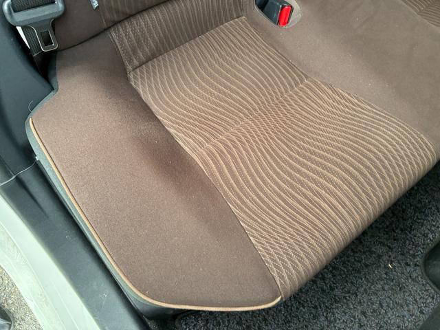 アクア Ｇ　★禁煙★アルパイン８インチナビ（ＶＩＥ－Ｘ００８）★Ｂカメラ★フルセグＴＶ★スマートキー★ＥＴＣ（25枚目）