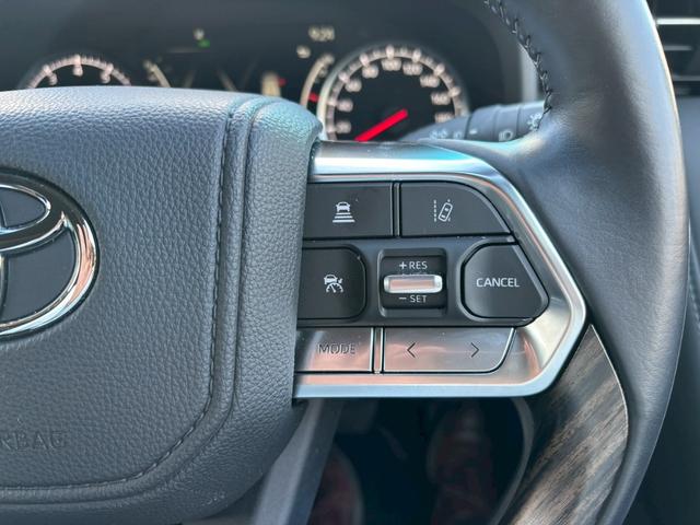 ランドクルーザー ＺＸ　ワンオーナー　禁煙　黒革シート　クールＢＯＸ　サンルーフ　ＪＢＬ　クールボックス　全周囲モニター　１２．３インチＤＡ（ナビ＋ＴＶ）　　ベンチレーション　シートヒーター　黒革シート　ＢＳＭ　ＨＵＤ（26枚目）