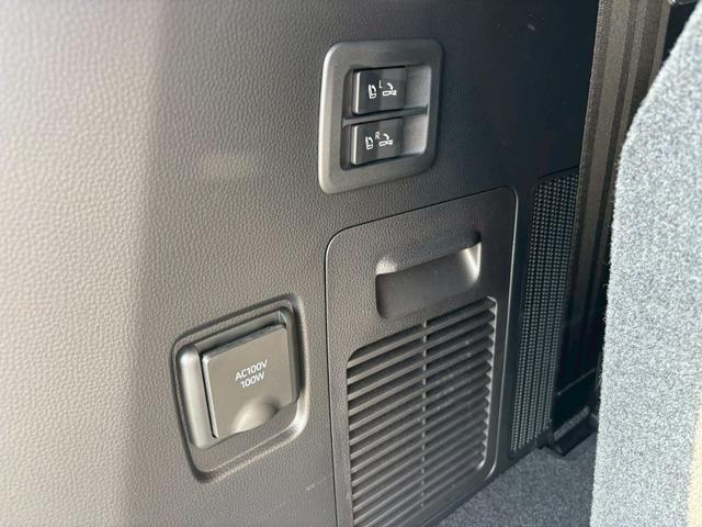 ランドクルーザー ＺＸ　ワンオーナー　禁煙　黒革シート　クールＢＯＸ　サンルーフ　ＪＢＬ　クールボックス　全周囲モニター　１２．３インチＤＡ（ナビ＋ＴＶ）　　ベンチレーション　シートヒーター　黒革シート　ＢＳＭ　ＨＵＤ（46枚目）