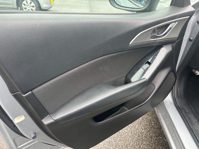 アクセラスポーツ １５Ｃ　★純ナビ★Ｂカメラ★フルセグＴＶ★Ｂｌｕｅｔｏｏｔｈ可★ＢＳＭ★クルコン★ＥＴＣ（52枚目）