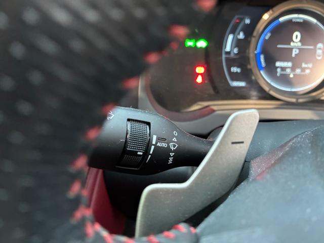 RC RC300h Fスポーツ ★ワンオーナー★禁煙★赤レザーシート★純ナビ★Bカメラ★フルセグTV★F席パワーシート★シートヒーター★ベンチレーション★スマートキー★パドルシフト★クルコン★ETC(46枚目)