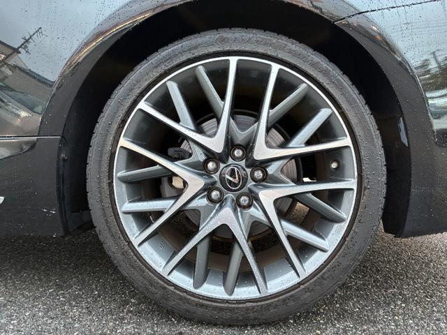 RC RC300h Fスポーツ ★ワンオーナー★禁煙★赤レザーシート★純ナビ★Bカメラ★フルセグTV★F席パワーシート★シートヒーター★ベンチレーション★スマートキー★パドルシフト★クルコン★ETC(64枚目)