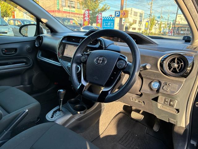 アクア Ｓスタイルブラック　ディーラーナビ（ＮＳＺＴ－Ｗ６６Ｔ）　Ｒカメラ　フルセグ　衝突軽減　スマートキー　ＥＴＣ（23枚目）