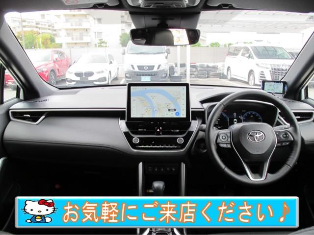 カローラクロス ハイブリッド　Ｚ　パノラマガラスルーフ・１０．５インチディスプレイオーディオ（ナビ、ＴＶ有）・全周囲・アドバンスパーク・ＢＳＭ・パワーバックドア・ルーフレール・ＥＴＣ２．０・スマートキー２個・シートヒーター・１オーナー（5枚目）