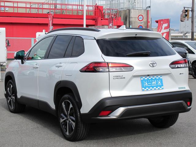 カローラクロス ハイブリッド　Ｚ　パノラマガラスルーフ・１０．５インチディスプレイオーディオ（ナビ、ＴＶ有）・全周囲・アドバンスパーク・ＢＳＭ・パワーバックドア・ルーフレール・ＥＴＣ２．０・スマートキー２個・シートヒーター・１オーナー（12枚目）