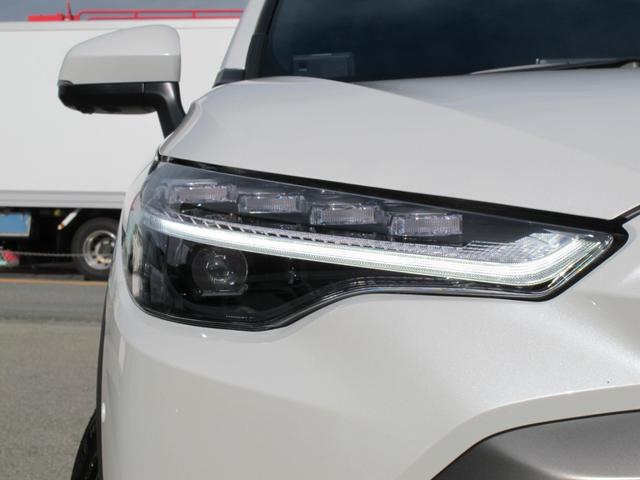 カローラクロス ハイブリッド　Ｚ　パノラマガラスルーフ・１０．５インチディスプレイオーディオ（ナビ、ＴＶ有）・全周囲・アドバンスパーク・ＢＳＭ・パワーバックドア・ルーフレール・ＥＴＣ２．０・スマートキー２個・シートヒーター・１オーナー（15枚目）