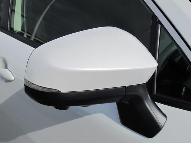 カローラクロス ハイブリッド　Ｚ　パノラマガラスルーフ・１０．５インチディスプレイオーディオ（ナビ、ＴＶ有）・全周囲・アドバンスパーク・ＢＳＭ・パワーバックドア・ルーフレール・ＥＴＣ２．０・スマートキー２個・シートヒーター・１オーナー（17枚目）