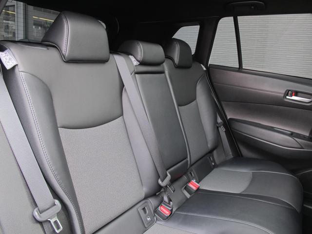 カローラクロス ハイブリッド　Ｚ　パノラマガラスルーフ・１０．５インチディスプレイオーディオ（ナビ、ＴＶ有）・全周囲・アドバンスパーク・ＢＳＭ・パワーバックドア・ルーフレール・ＥＴＣ２．０・スマートキー２個・シートヒーター・１オーナー（47枚目）