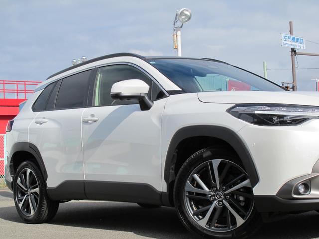 カローラクロス ハイブリッド　Ｚ　パノラマガラスルーフ・１０．５インチディスプレイオーディオ（ナビ、ＴＶ有）・全周囲・アドバンスパーク・ＢＳＭ・パワーバックドア・ルーフレール・ＥＴＣ２．０・スマートキー２個・シートヒーター・１オーナー（63枚目）