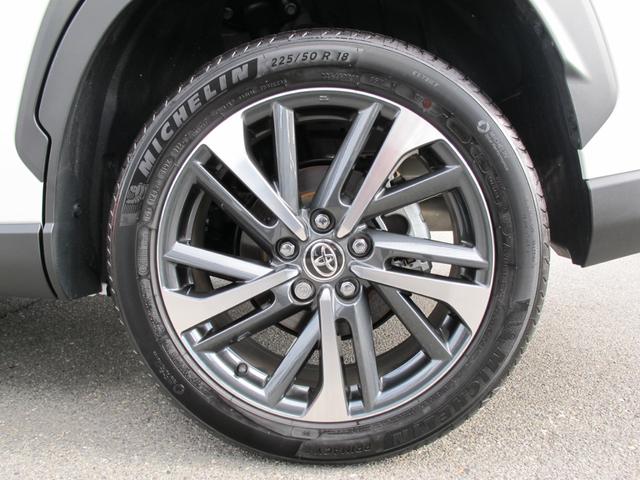 カローラクロス ハイブリッド　Ｚ　パノラマガラスルーフ・１０．５インチディスプレイオーディオ（ナビ、ＴＶ有）・全周囲・アドバンスパーク・ＢＳＭ・パワーバックドア・ルーフレール・ＥＴＣ２．０・スマートキー２個・シートヒーター・１オーナー（71枚目）