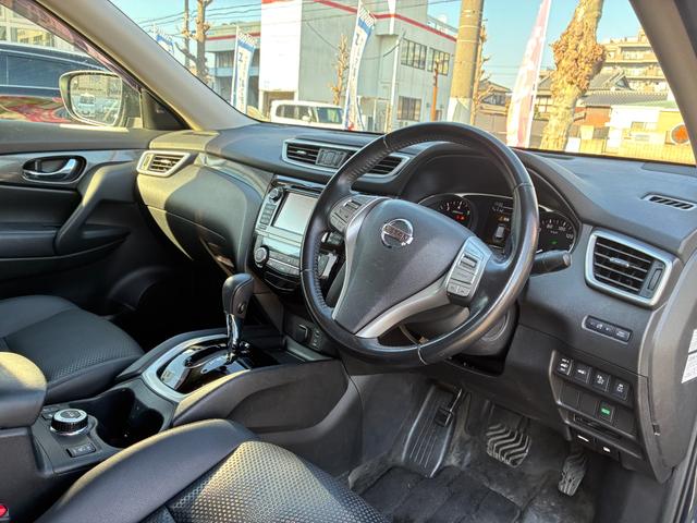 エクストレイル ２０Ｘ　ＨＶエクストリーマＸエマジェンシーブレーキＰ　禁煙　全周囲モニター　シートヒーター　純ナビ　Ｂカメラ　Ｂｌｕｅｔｏｏｔｈ可　スマートキー　パワーバックドア　衝突軽減システム　ドアミラーヒーター　クルコン　純正１７インチアルミ　ＥＴＣ　ＬＥＤヘッド（27枚目）