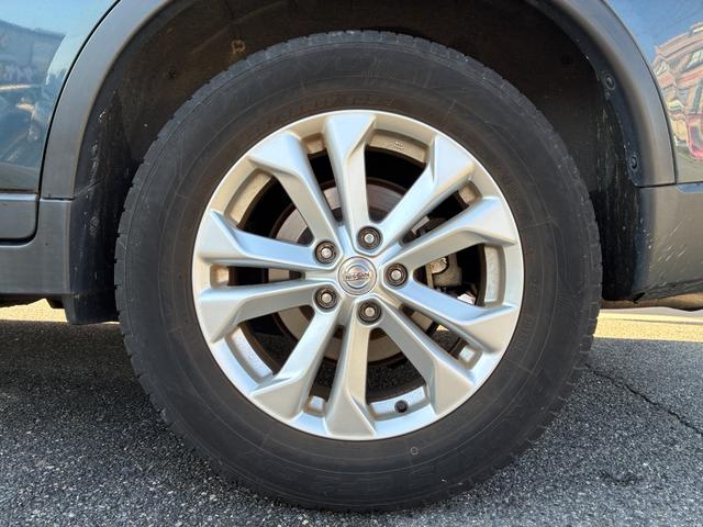 エクストレイル ２０Ｘ　ＨＶエクストリーマＸエマジェンシーブレーキＰ　禁煙　全周囲モニター　シートヒーター　純ナビ　Ｂカメラ　Ｂｌｕｅｔｏｏｔｈ可　スマートキー　パワーバックドア　衝突軽減システム　ドアミラーヒーター　クルコン　純正１７インチアルミ　ＥＴＣ　ＬＥＤヘッド（62枚目）