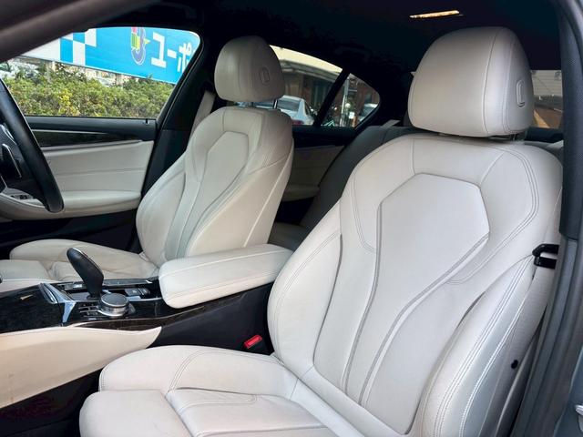 5シリーズ 530e Mスポーツアイパフォーマンス ★禁煙★ベージュ革シート★メーカーナビ★Bカメラ★フルセグTV★シートヒーター★スマートキー★パワートランク★レーンキーピング★衝突軽減★レーダークルーズ★充電ケーブル★ETC(39枚目)