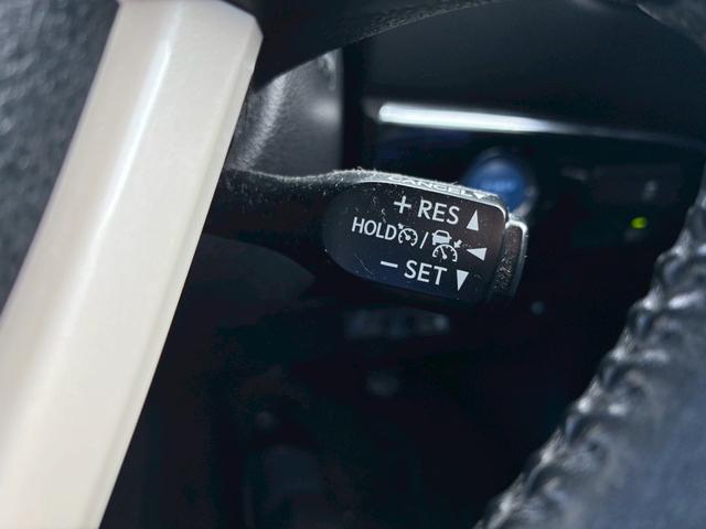 プリウスＰＨＶ Ｓナビパッケージ　禁煙　メーカーナビ　Ｂカメラ　フルセグＴＶ　Ｂｌｕｅｔｏｏｔｈ可　ハンドルヒーター　シートヒーター　スマートキー　レーンキーピング　レーダークルーズ　ＬＥＤヘッドライト　ＥＴＣ（20枚目）