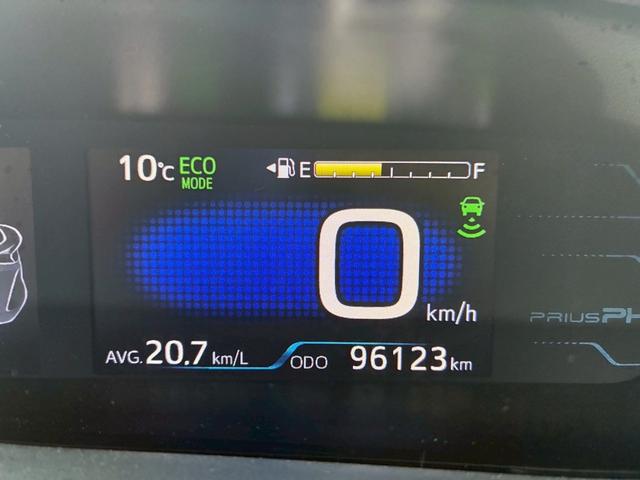 プリウスＰＨＶ Ｓナビパッケージ　禁煙　メーカーナビ　Ｂカメラ　フルセグＴＶ　Ｂｌｕｅｔｏｏｔｈ可　ハンドルヒーター　シートヒーター　スマートキー　レーンキーピング　レーダークルーズ　ＬＥＤヘッドライト　ＥＴＣ（21枚目）