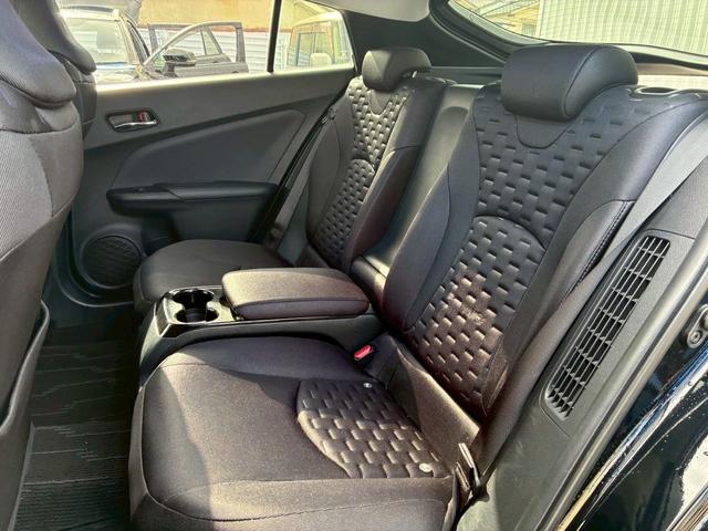 プリウスＰＨＶ Ｓナビパッケージ　禁煙　メーカーナビ　Ｂカメラ　フルセグＴＶ　Ｂｌｕｅｔｏｏｔｈ可　ハンドルヒーター　シートヒーター　スマートキー　レーンキーピング　レーダークルーズ　ＬＥＤヘッドライト　ＥＴＣ（37枚目）