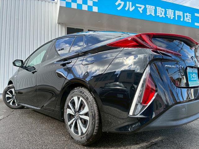 プリウスＰＨＶ Ｓナビパッケージ　禁煙　メーカーナビ　Ｂカメラ　フルセグＴＶ　Ｂｌｕｅｔｏｏｔｈ可　ハンドルヒーター　シートヒーター　スマートキー　レーンキーピング　レーダークルーズ　ＬＥＤヘッドライト　ＥＴＣ（47枚目）