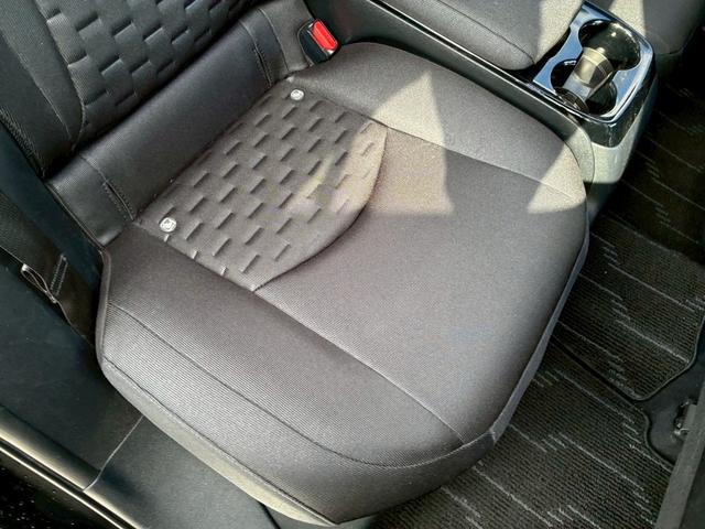 プリウスＰＨＶ Ｓナビパッケージ　禁煙　メーカーナビ　Ｂカメラ　フルセグＴＶ　Ｂｌｕｅｔｏｏｔｈ可　ハンドルヒーター　シートヒーター　スマートキー　レーンキーピング　レーダークルーズ　ＬＥＤヘッドライト　ＥＴＣ（52枚目）