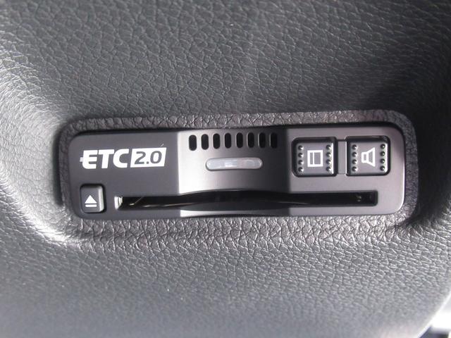 シビック ハッチバックホンダセンシング　純正７インチナビ　純正ドライブレコーダー前後　運転席・助手席パワーシート　ブレーキホールド機能付き電子パーキングブレーキ　バックカメラ　ＥＴＣ２．０　ワンオーナー　ＤＶＤ　ＣＤ　純正アルミホイール（24枚目）
