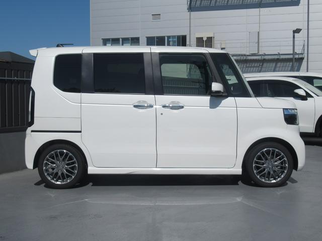 Ｎ－ＢＯＸカスタム ターボ　弊社元試乗車　純正８インチナビ　純正ドラレコ前後　ブレーキホールド機能付き電子パーキングブレーキ　バックカメラ　両側電動スライドドア　前後パーキングセンサー　ＥＴＣ（10枚目）