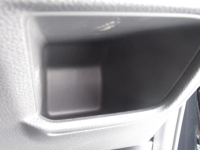 ヴェゼル e:HEVX 純正9インチホンダコネクトナビ ブレーキホールド機能付き電子パーキングブレーキ 電動格納ドアミラー バックカメラ 置くだけ充電 パーキングセンサー前後 そよ風アウトレット ETC2.0 ワンオーナー(38枚目)