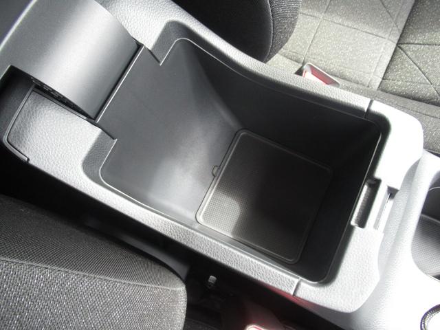 ヴェゼル e:HEVX 純正9インチホンダコネクトナビ ブレーキホールド機能付き電子パーキングブレーキ 電動格納ドアミラー バックカメラ 置くだけ充電 パーキングセンサー前後 そよ風アウトレット ETC2.0 ワンオーナー(43枚目)