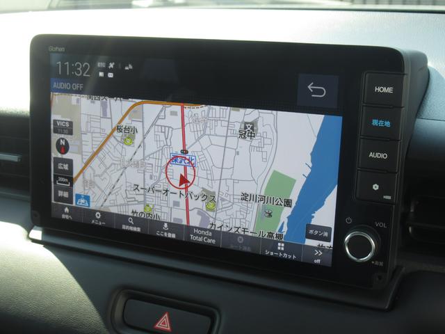 ヴェゼル ｅ：ＨＥＶＺ　弊社元試乗車　純正９インチナビ　純正ドラレコ前後　バックカメラ　ブラインドスポット　電動格納ミラー　ブレーキホールド機能付き電子パ　パーキングセンサー前後　電動リアゲート　ＥＴＣ２．０　禁煙車（4枚目）